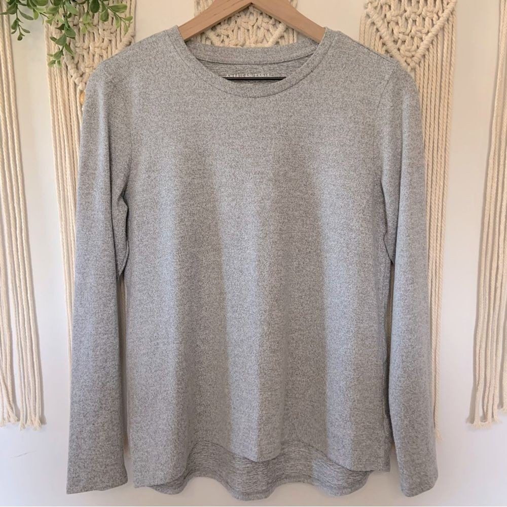 AMERICAN EAGLE Women's Plush Long Sleeve Tee Gray Small